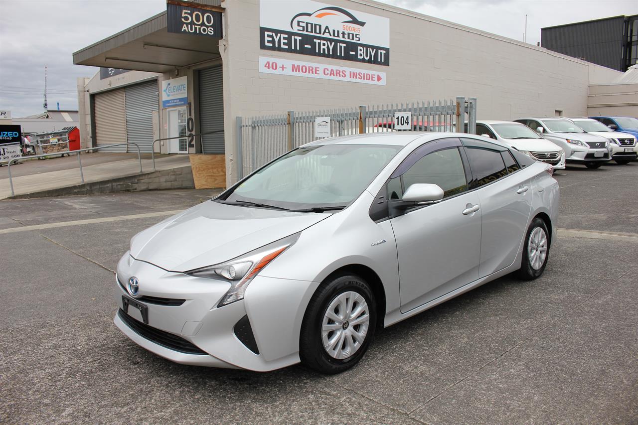 2017 Toyota PRIUS